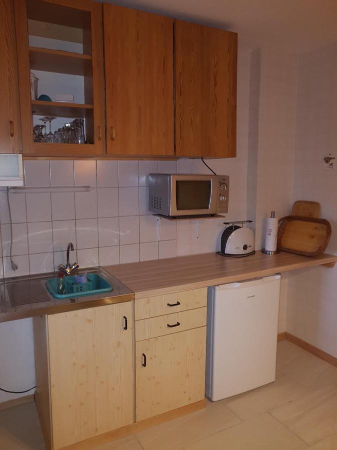 Pension Zum Weissen Hirsch Reitwein Luaran gambar