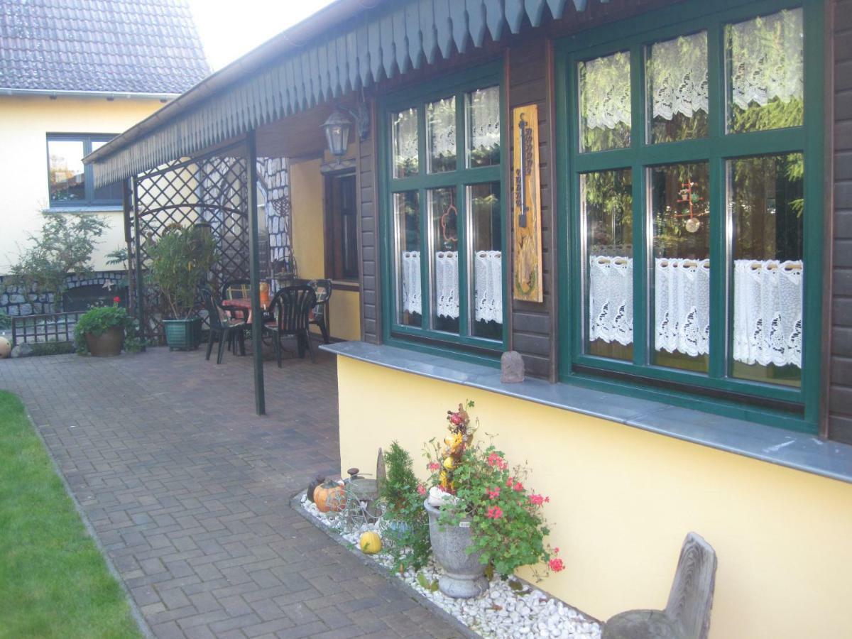 Pension Zum Weissen Hirsch Reitwein Luaran gambar