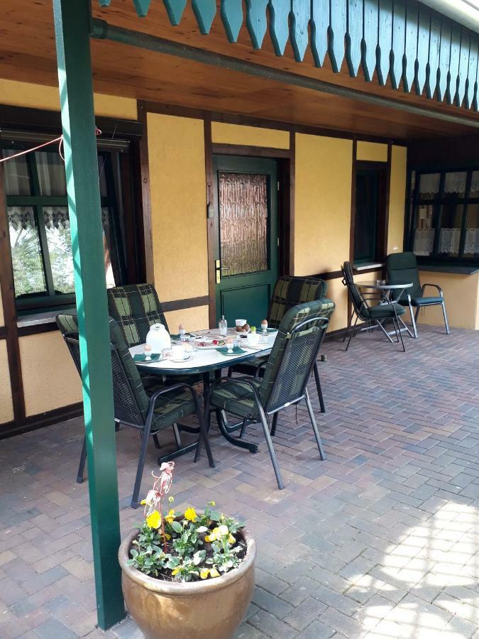 Pension Zum Weissen Hirsch Reitwein Luaran gambar