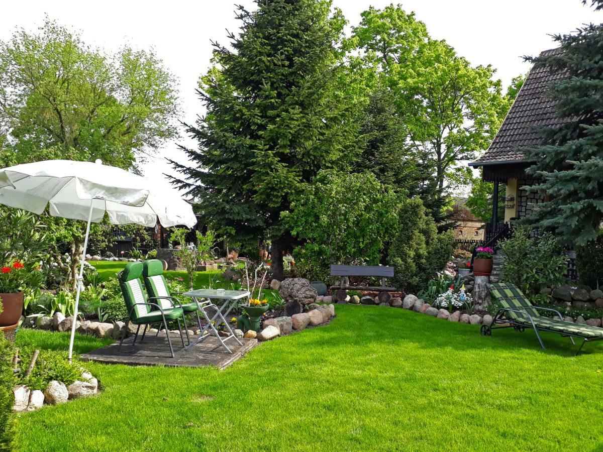 Pension Zum Weissen Hirsch Reitwein Luaran gambar